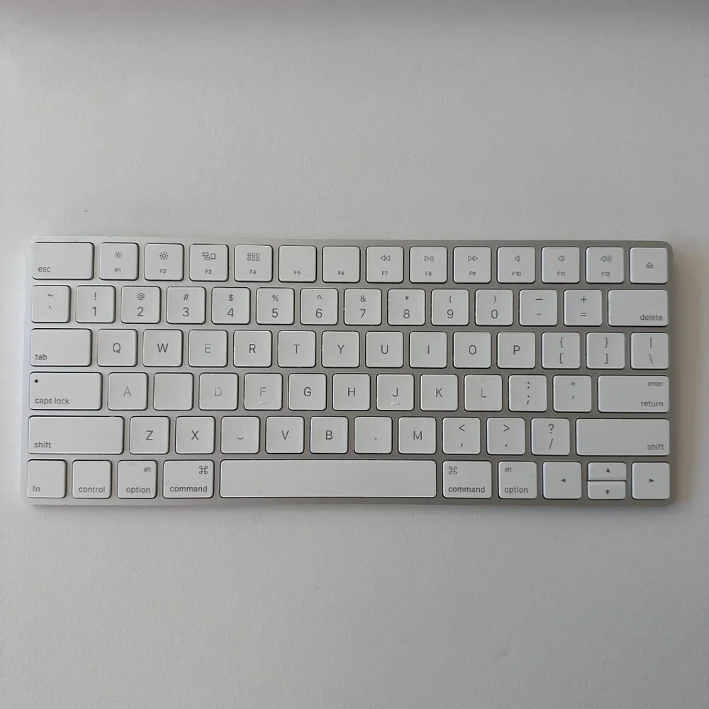 Apple Keyboard